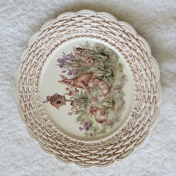 Cracker Barrel Easter plates two 11" New - Picture 3 of 12